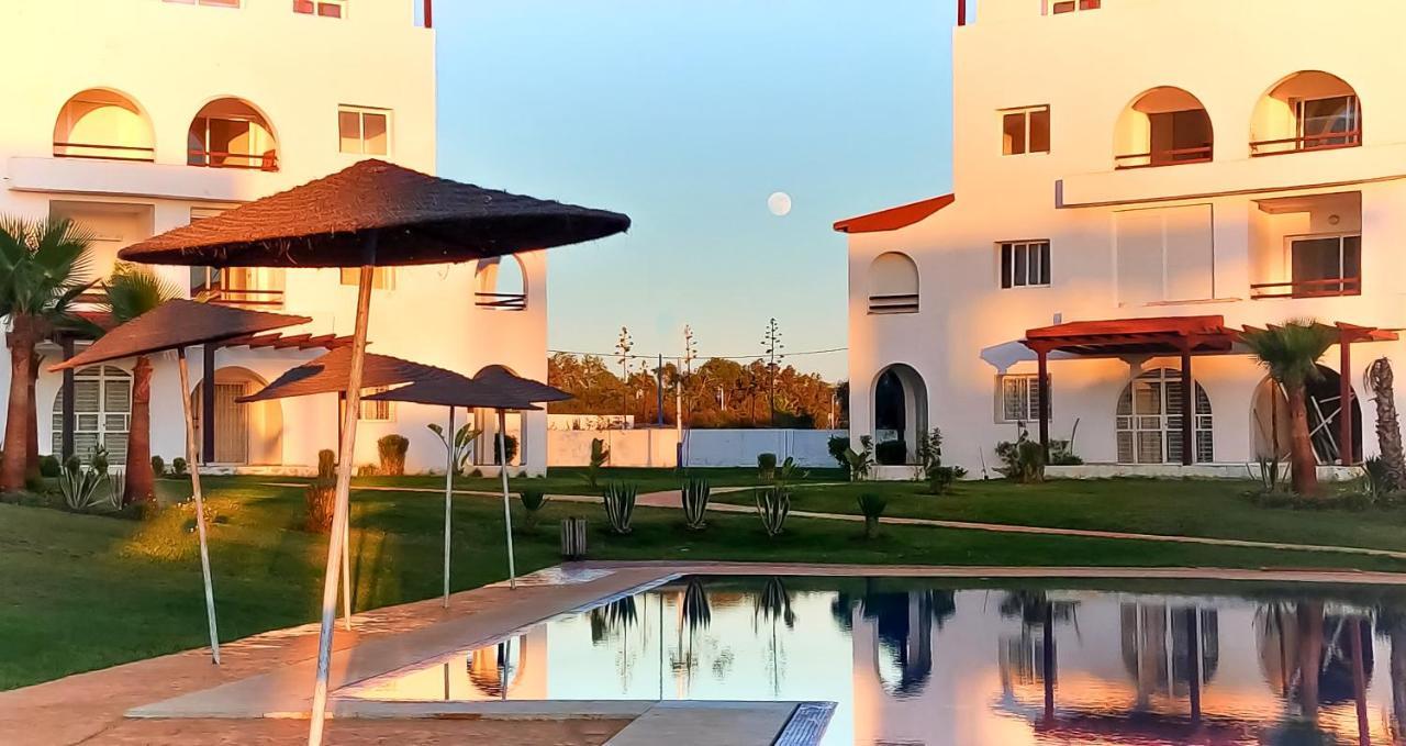 Smart Holiday Cabo Negro Exterior photo